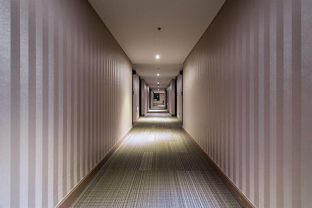 סיאול New Hilltop Hotel מראה חיצוני תמונה