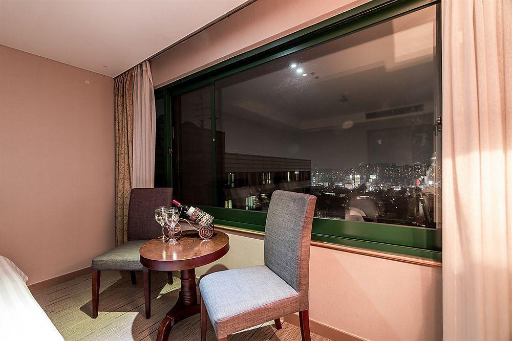 סיאול New Hilltop Hotel מראה חיצוני תמונה