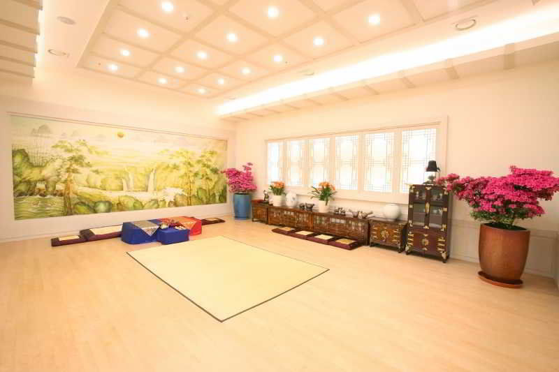 סיאול New Hilltop Hotel מראה חיצוני תמונה