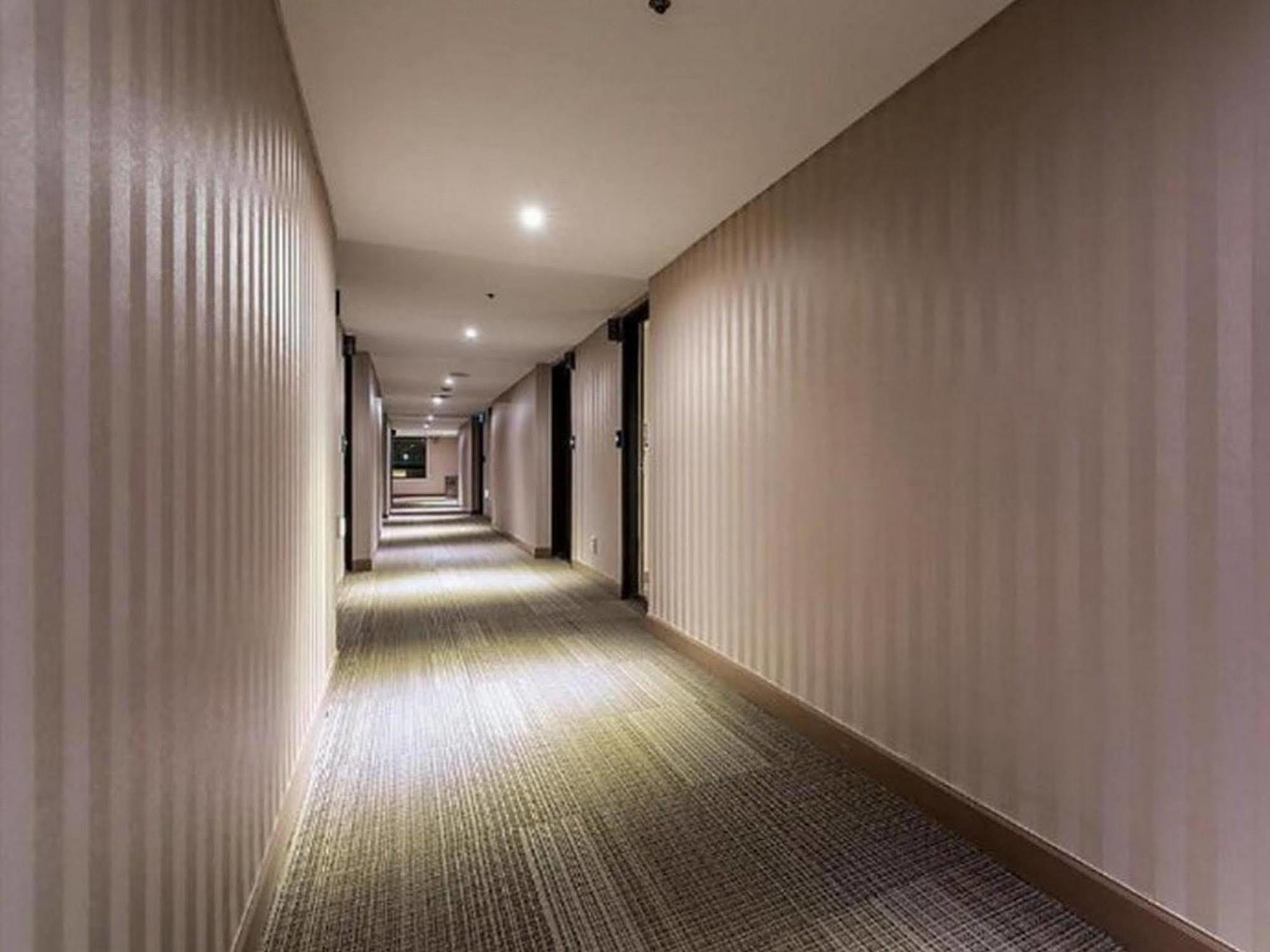סיאול New Hilltop Hotel מראה חיצוני תמונה